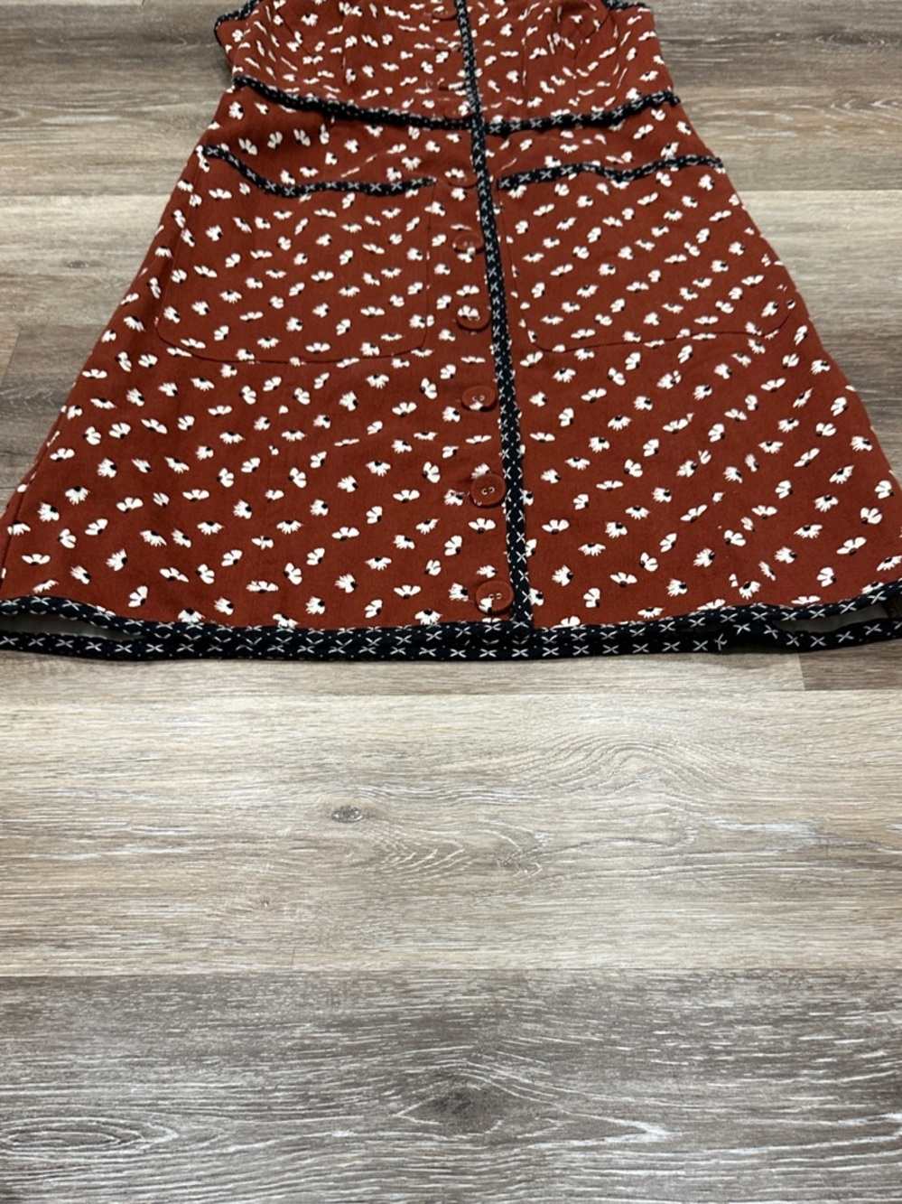 Anthropologie Rust Midi Dress with White Floral Print and Black Trim - Picture 7 of 16